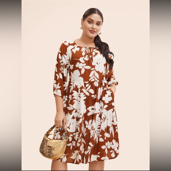 BloomChic Dresses & Skirts - FINAL PRICE! BloomChic Burnt Orange/White Dress w/pockets 14-16 NWT